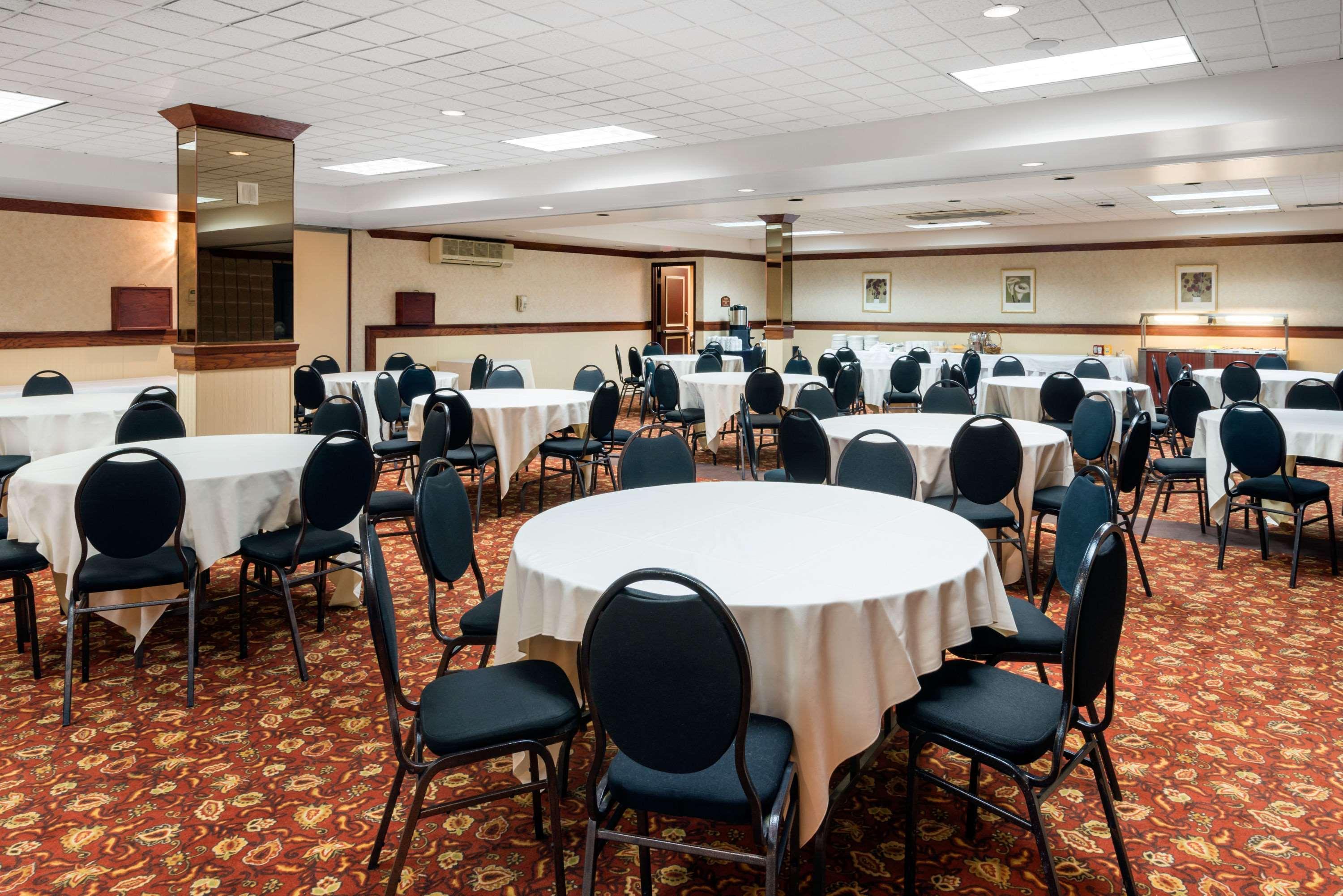 Ramada Plaza By Wyndham Gatineau/Manoir Du Casino Otel Dış mekan fotoğraf